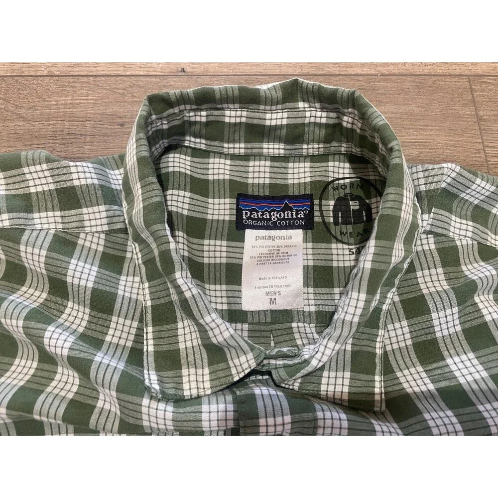 Patagonia Fezzman Mens M Plaid Short Sleeve Button Up Lightweight Hiking Shirt - Picture 3 of 7